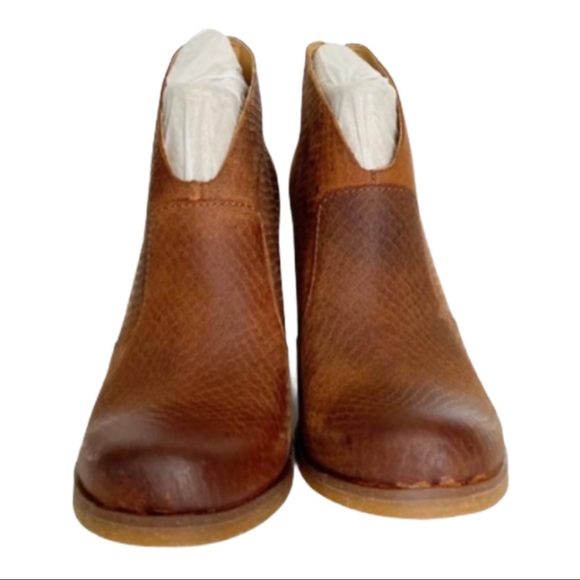KorkEase Shoes New In Box Korks Leather Gemini Bootie Poshmark